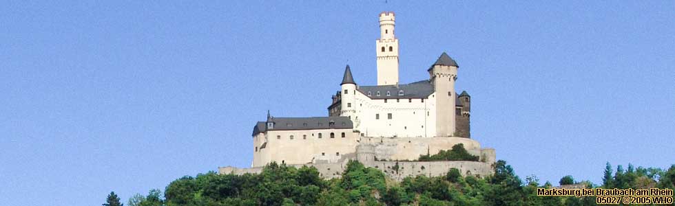 Castle pictures Marksburg near Braubach on the Rhine River, Germany